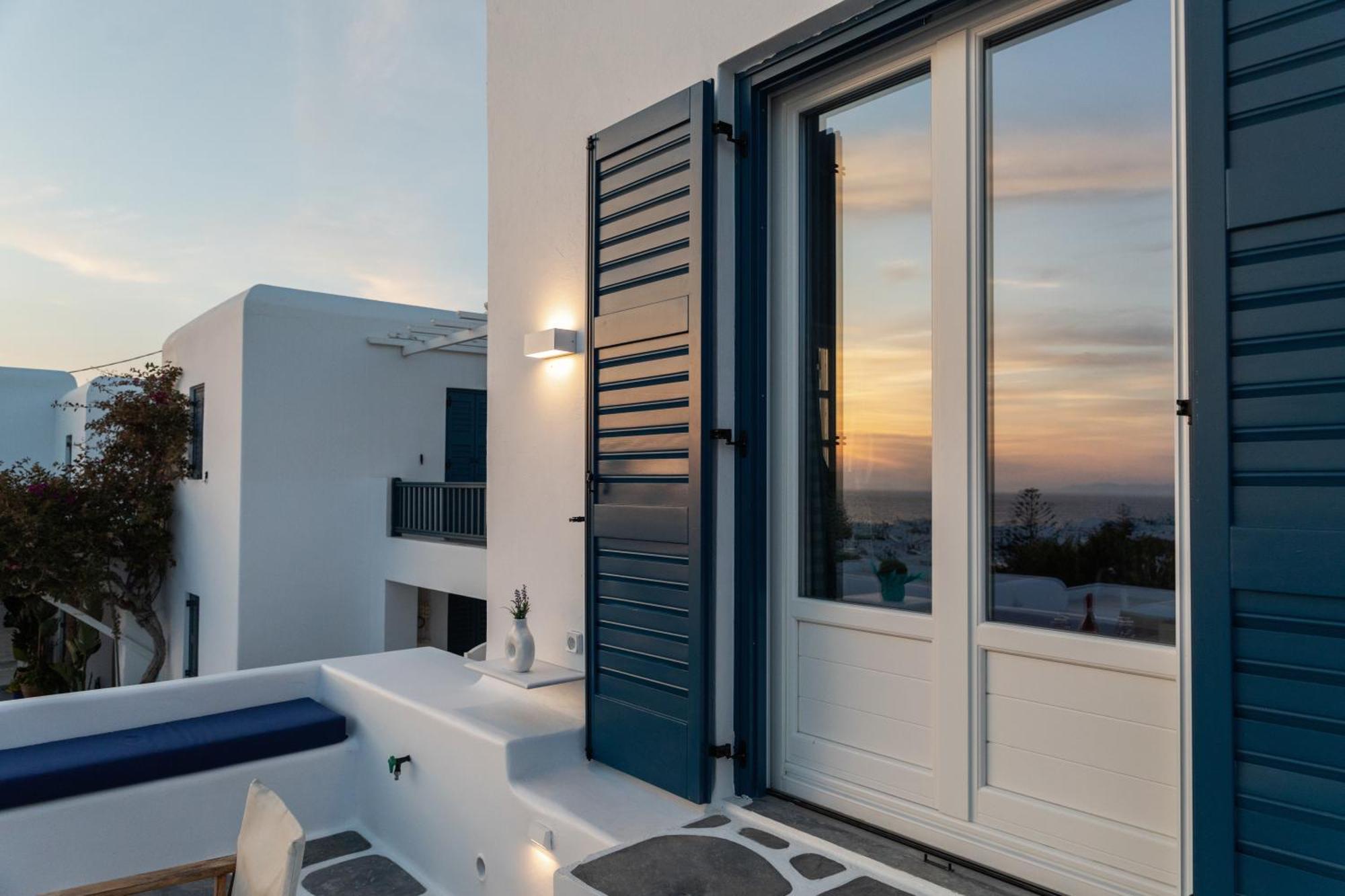Callisti Mykonos Town With Pool View And Calypso Upper Floor With Sea View Eksteriør bilde